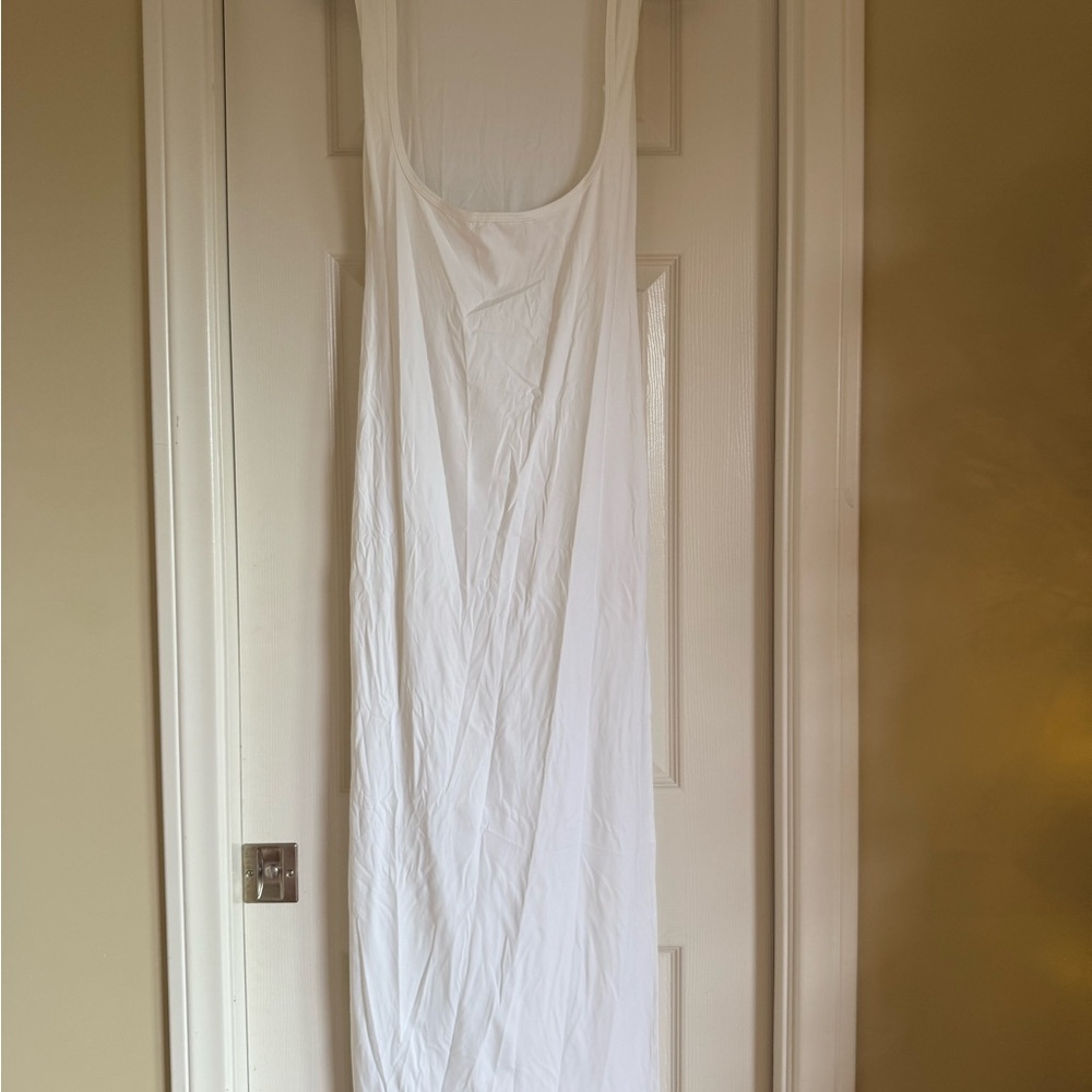 Elegant White Maxi Dress - Picture 8 of 10